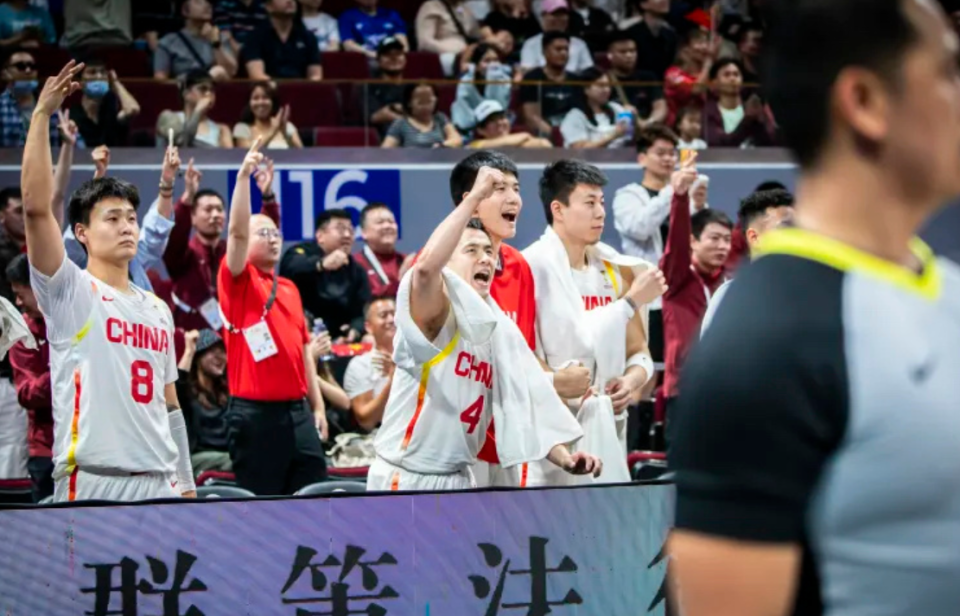 开云官网-中国男篮11分大逆转中国台北!朱俊龙砍19+4,胡金秋末节独得9分